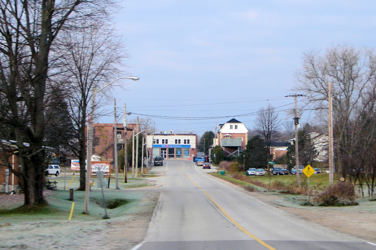 A street in the village of Chatsworth